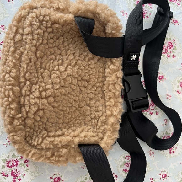 Athleta - Picture 3 of 7